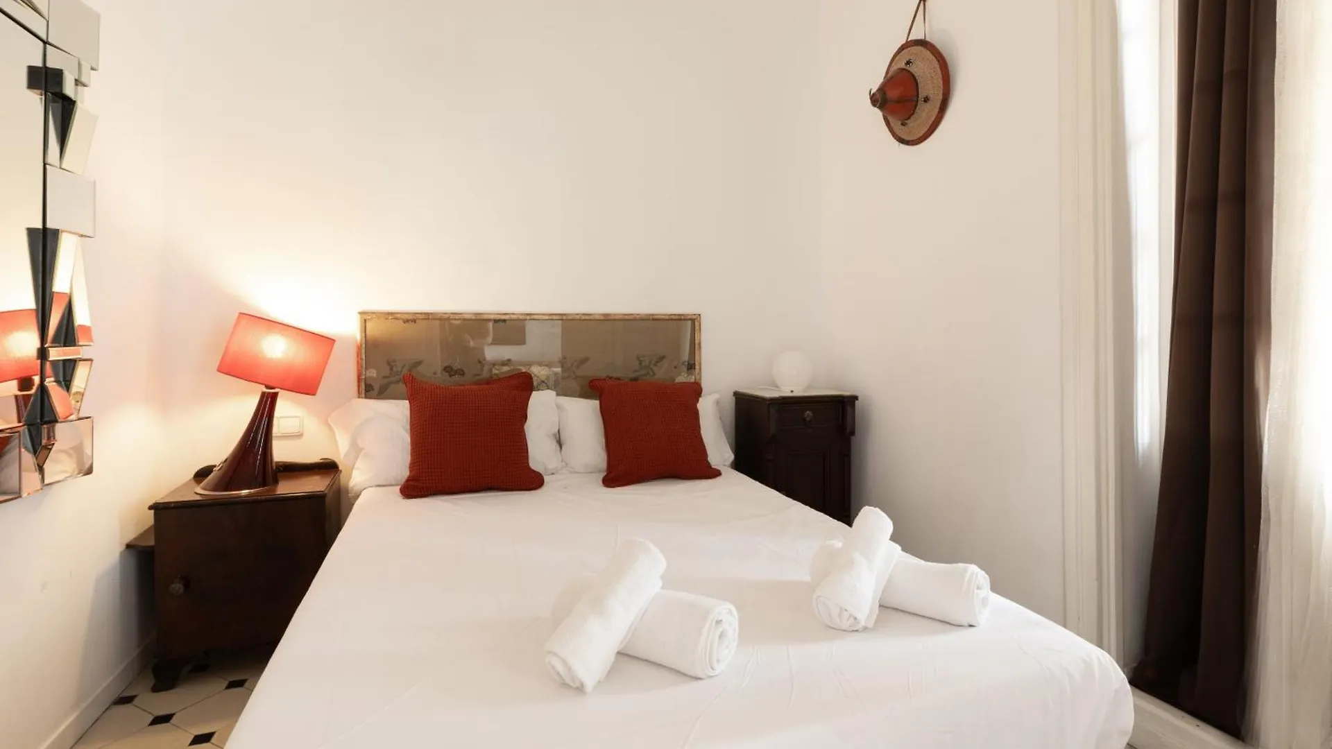 Lodging Apartments Paseo De Gracia Barcelona 0*,  Spain
